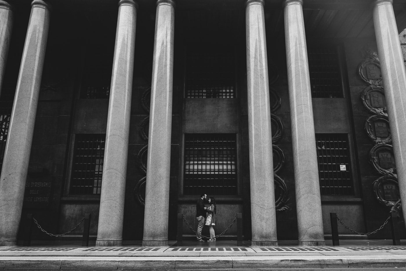 Engagement prematrimoniale galleria colonna a milano_lucarossifoto 