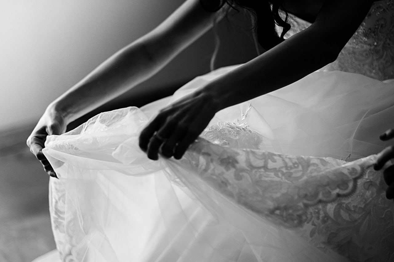 foto-preparazione-sposa-matrimonio_antico-podere-di-rezzano_truccazzano